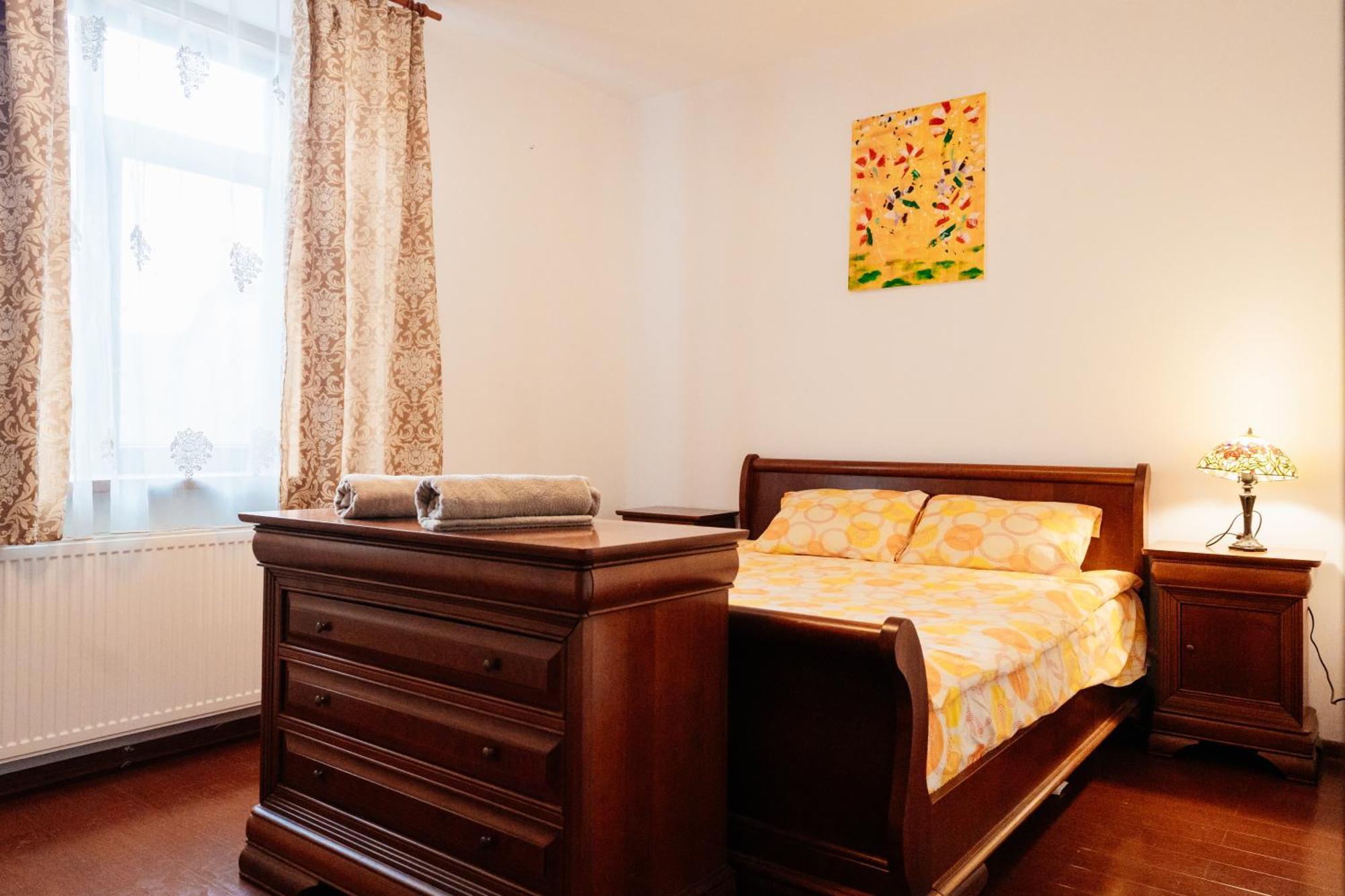 Maan Central Apartment Pet Friendly Location Brasov Exterior photo